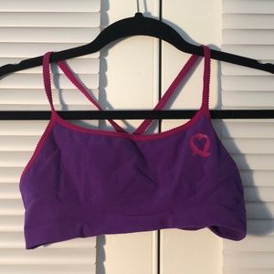 LEONISA SPORTS BRA BRAND NEW